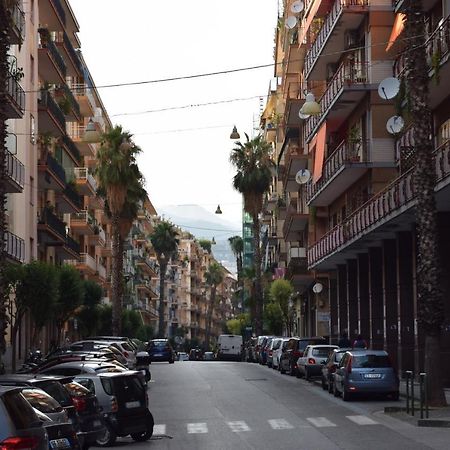 Mare Di Luci Panzió Salerno Kültér fotó